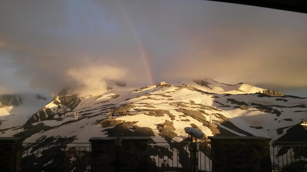 Rifugio Garibaldi Hotel Paso Stelvio Exterior foto