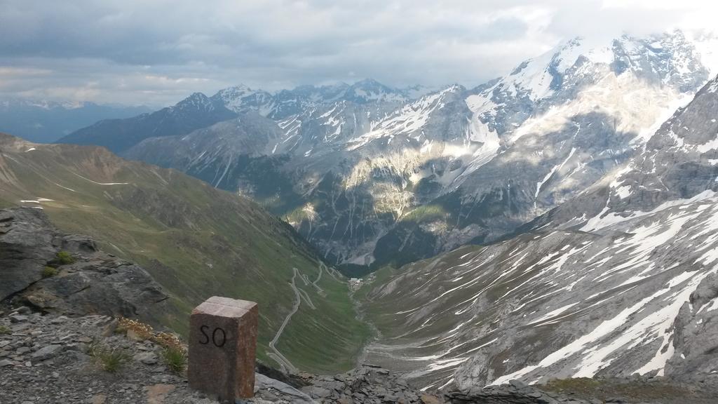 Rifugio Garibaldi Hotel Paso Stelvio Exterior foto