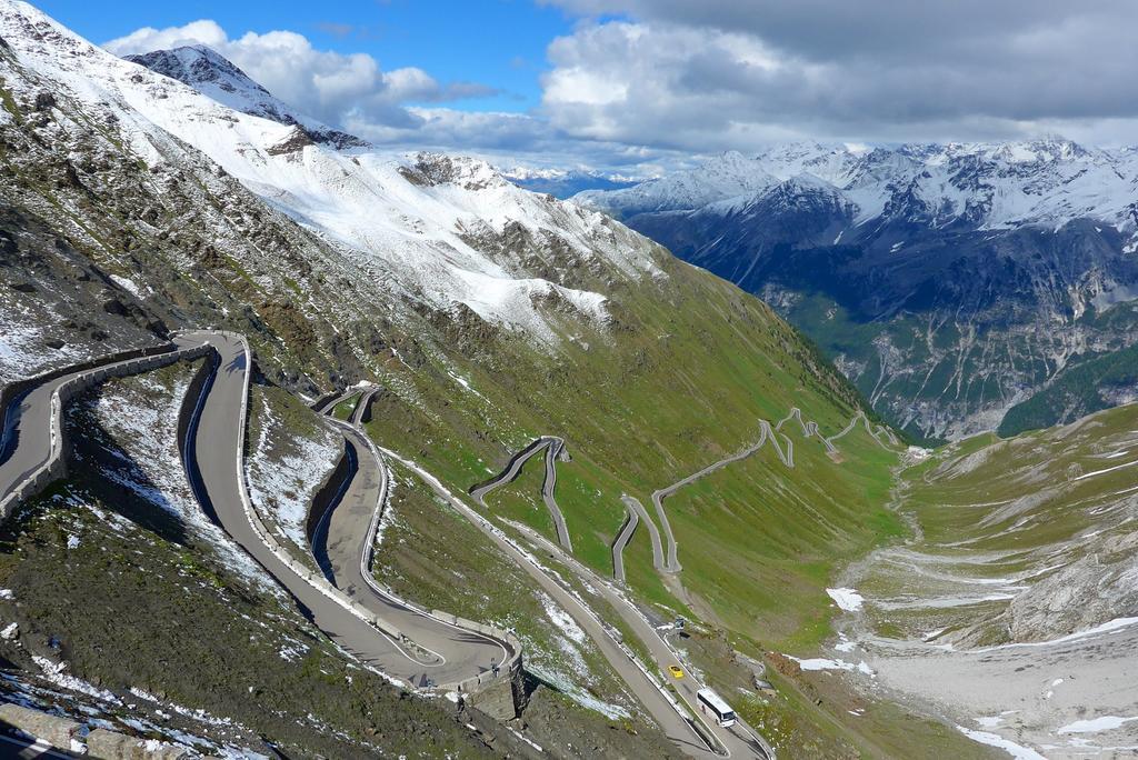 Rifugio Garibaldi Hotel Paso Stelvio Exterior foto